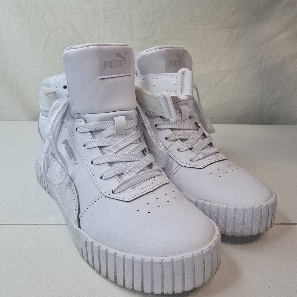 Puma Women's All-White High-Top Sneakers sz 8